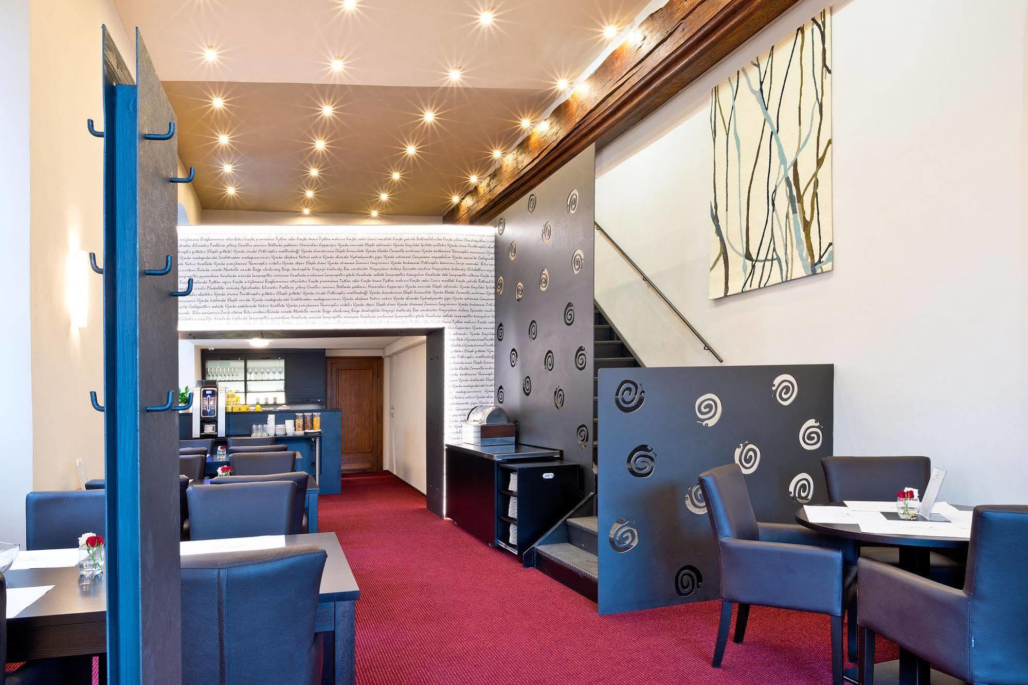 Hotel U Hada Žatec Bagian luar foto
